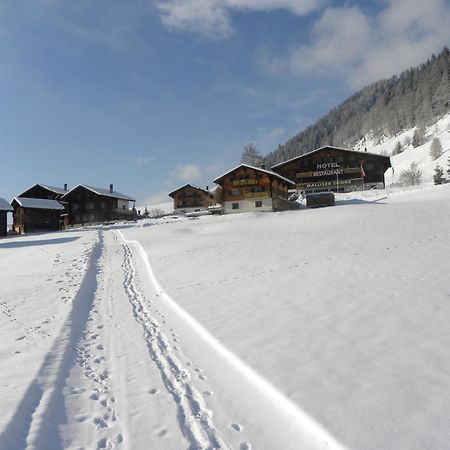 Hotel Restaurant Walliser Sonne Reckingen Dış mekan fotoğraf