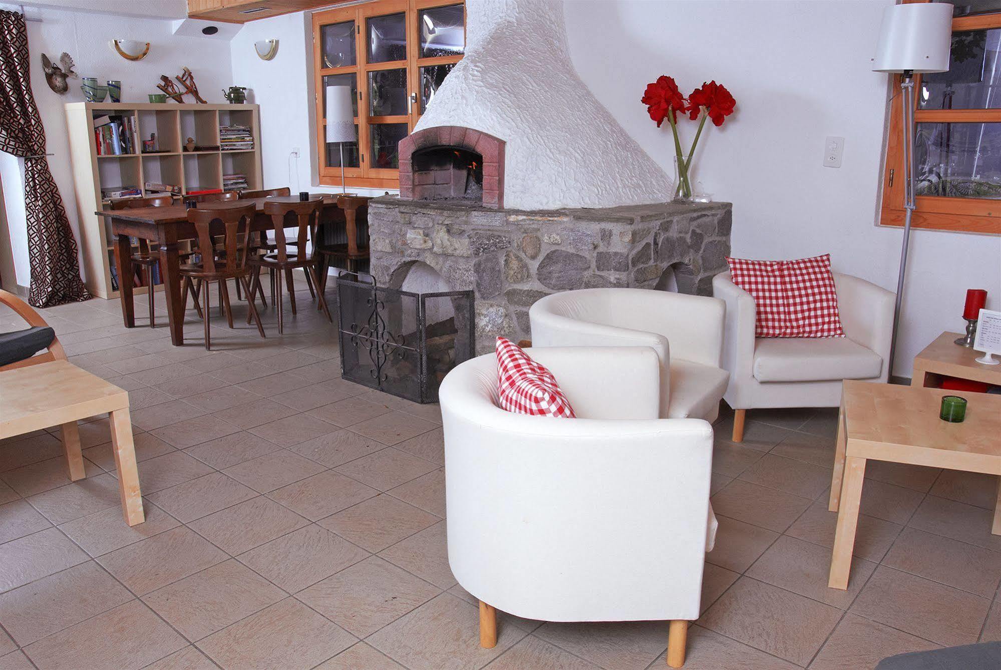 Hotel Restaurant Walliser Sonne Reckingen Dış mekan fotoğraf